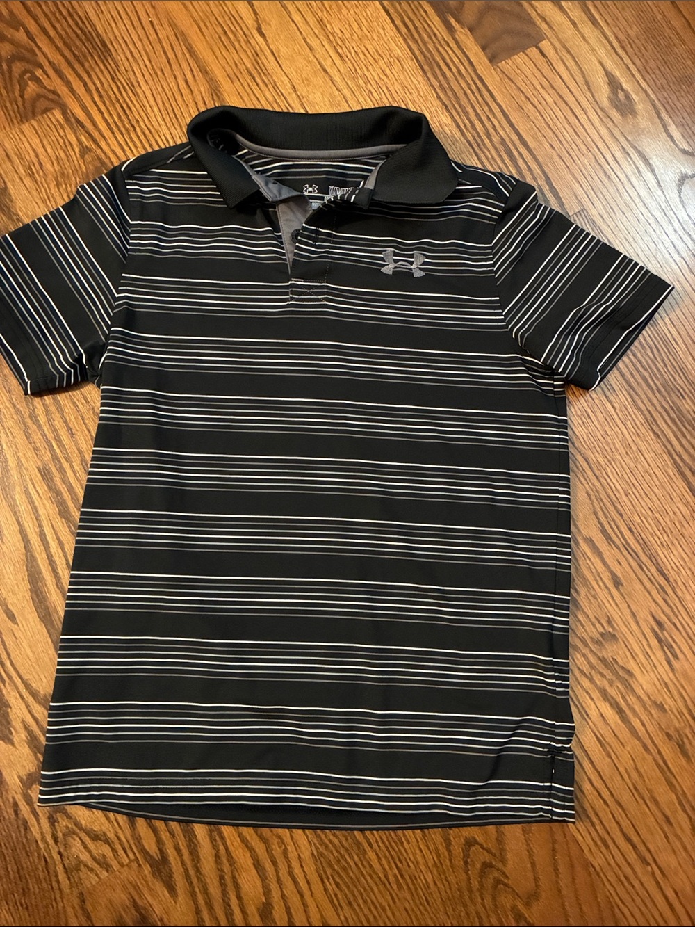 Under Armour Black Golf Sporty Preppy Polo Gray White Stripes Boys Medium